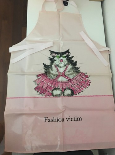 Fashion victim ann - ann, edwards